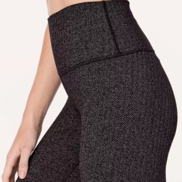 Lululemon Wunder Under Heathered Gray Legging size 8 high waisted - Picture 1 of 9